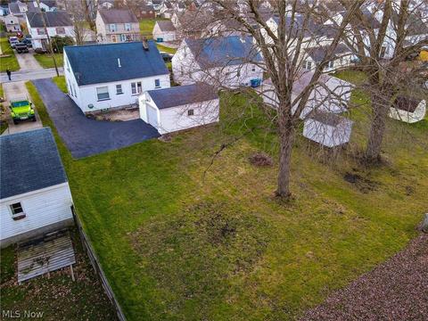 203 Creed St, Struthers, OH 44471 photo 24