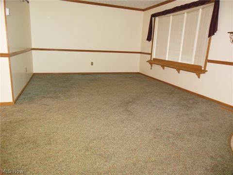 2178 Compton St, Madison, OH 44057 photo 4