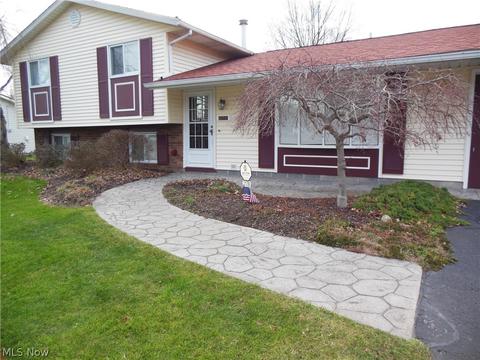 2178 Compton St, Madison, OH 44057 photo 2
