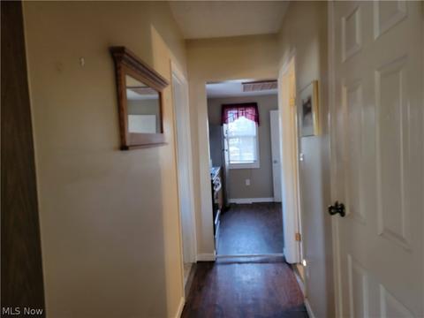 679 Ranney St, Akron, OH 44310 photo 8