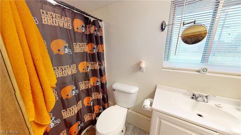 7680 Sharon Dr, Mentor On The Lake, OH 44060 photo 12