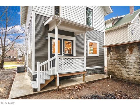 198 E Brookside Ave, Akron, OH 44301 photo 16