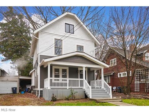198 E Brookside Ave, Akron, OH 44301 photo 2