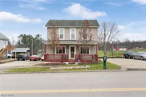 153 High St, Senecaville, OH 43780