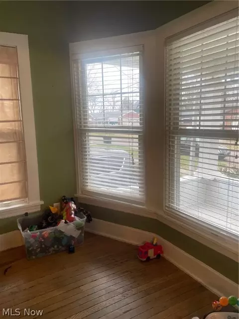 402 Park Ave, Williamstown, WV 26187 photo 15