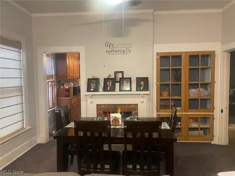 402 Park Ave, Williamstown, WV 26187 photo 5