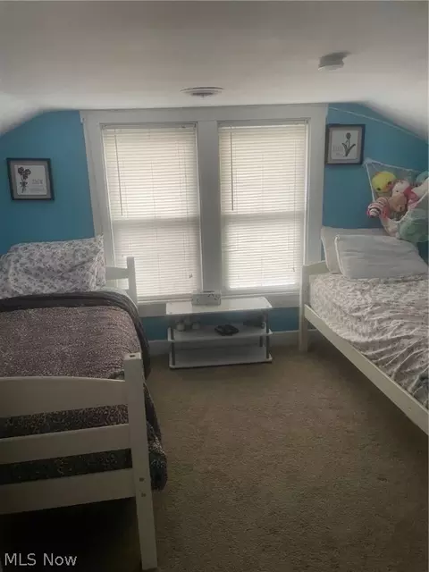 402 Park Ave, Williamstown, WV 26187 photo 7