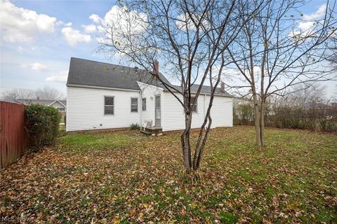 885 E 248th St, Euclid, OH 44123 photo 28