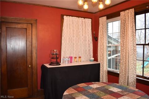 341 W 43rd St, Ashtabula, OH 44004 photo 8