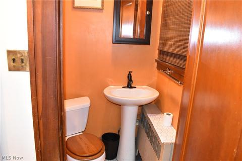 341 W 43rd St, Ashtabula, OH 44004 photo 13