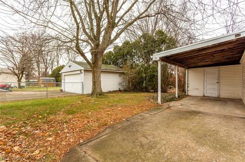 372 Ohio St, Elyria, OH 44035 photo 32