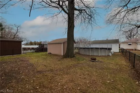 632 E 300th St, Willowick, OH 44095 photo 29