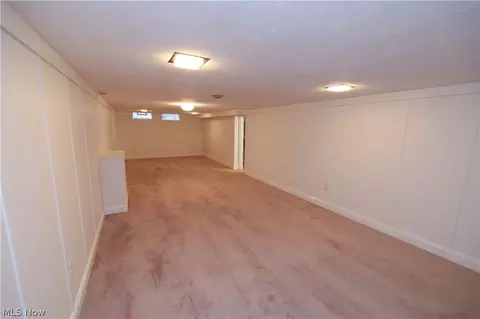 632 E 300th St, Willowick, OH 44095 photo 22