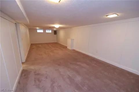 632 E 300th St, Willowick, OH 44095 photo 25
