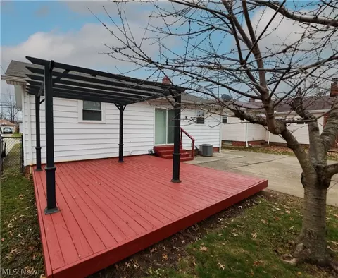 632 E 300th St, Willowick, OH 44095 photo 28