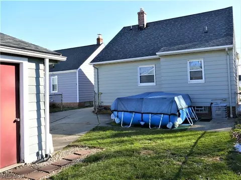 29943 Robert St, Wickliffe, OH 44092 photo 30
