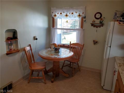 24861 Devoe Ave, Euclid, OH 44123 photo 7