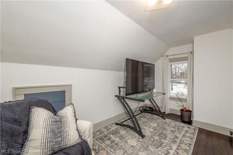 1146 Riverside Dr, Akron, OH 44310 photo 27