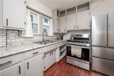 1146 Riverside Dr, Akron, OH 44310 photo 13