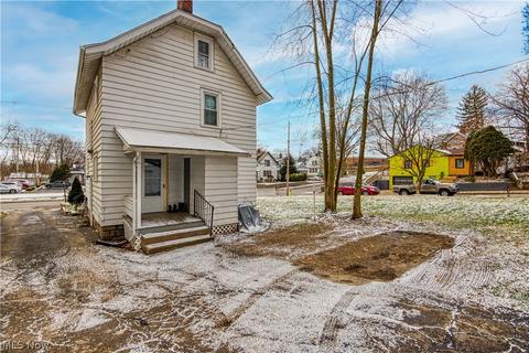 1146 Riverside Dr, Akron, OH 44310 photo 6