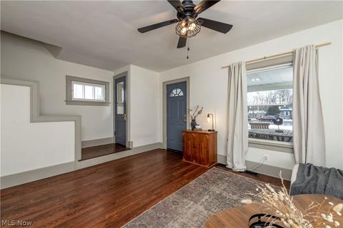1146 Riverside Dr, Akron, OH 44310 photo 18