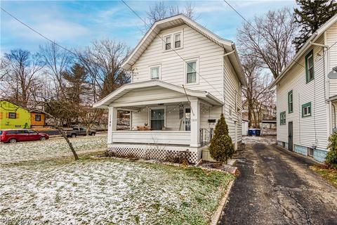 1146 Riverside Dr, Akron, OH 44310 photo 4