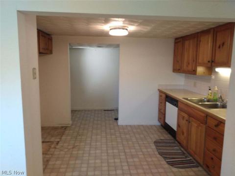 4807 Kain Ave, Ashtabula, OH 44004 photo 4
