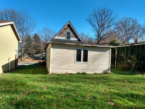 4807 Kain Ave, Ashtabula, OH 44004 photo 9