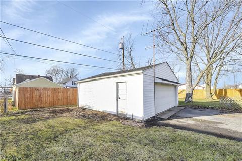 157 Warren Ave, Elyria, OH 44035 photo 30