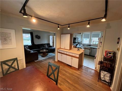 84 E 217th St, Euclid, OH 44123 photo 9