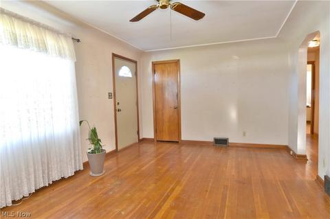 250 Omar, Struthers, OH 44471 photo 15