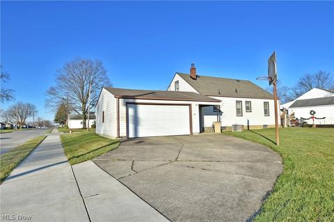 250 Omar, Struthers, OH 44471 photo 2