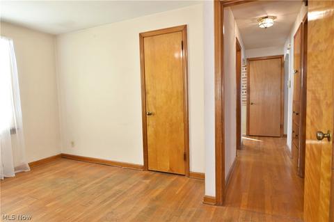 250 Omar, Struthers, OH 44471 photo 16