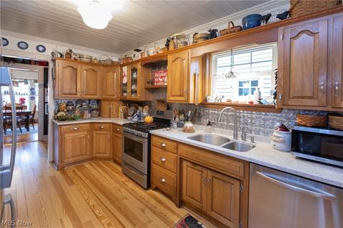 351 Cornell Ave, Elyria, OH 44035 photo 13