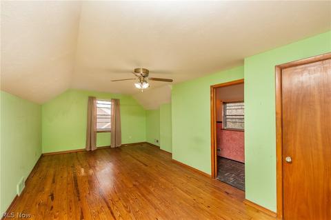 315 E 273rd St, Euclid, OH 44132 photo 17