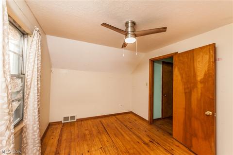 315 E 273rd St, Euclid, OH 44132 photo 16