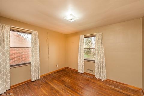 315 E 273rd St, Euclid, OH 44132 photo 11