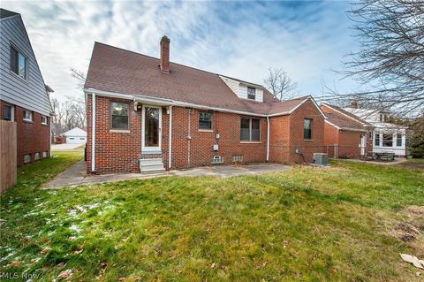 315 E 273rd St, Euclid, OH 44132 photo 24