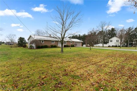 14308 S Main St, Beloit, OH 44609 photo 2