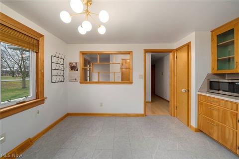 14308 S Main St, Beloit, OH 44609 photo 9