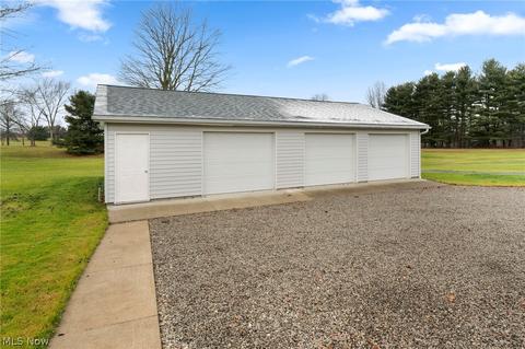 14308 S Main St, Beloit, OH 44609 photo 4