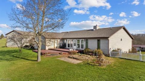 385 Spence Rd, Belpre, OH 45714 photo 3
