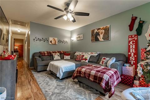 941 Ute Ave, Akron, OH 44305 photo 7