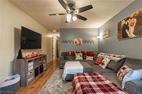 941 Ute Ave, Akron, OH 44305 photo 6