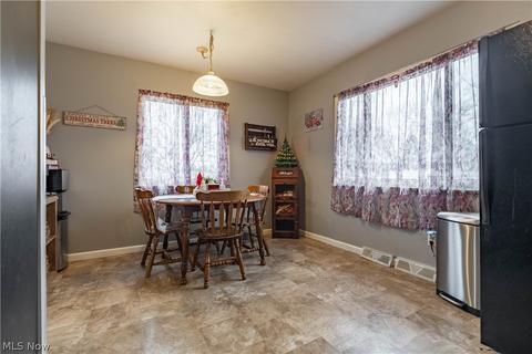 941 Ute Ave, Akron, OH 44305 photo 9