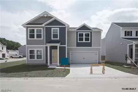 541 Auld Farm Cir, Akron, OH 44320
