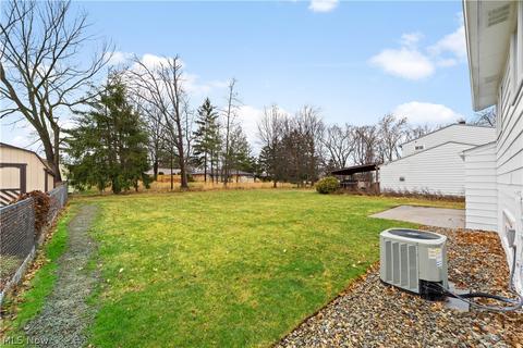 7812 List Ln, Parma, OH 44130 photo 28