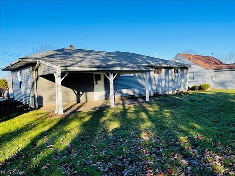 534 Brandon Ave, Struthers, OH 44471 photo 3