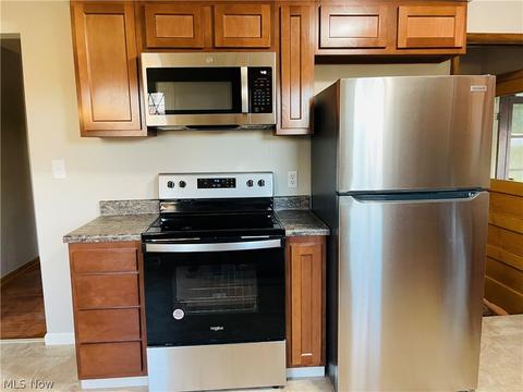534 Brandon Ave, Struthers, OH 44471 photo 6