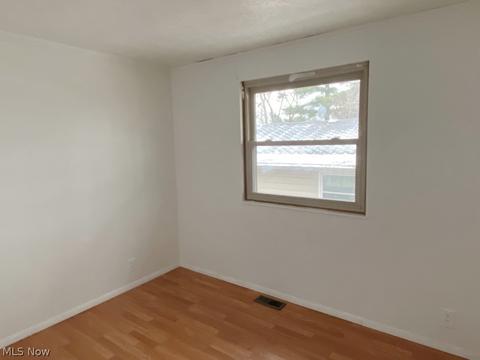 1065 Annapolis Ave, Akron, OH 44310 photo 7